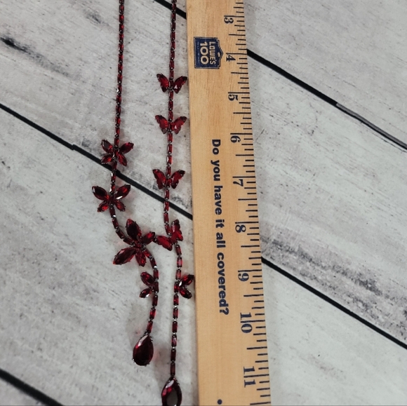 Source Unknown Elegant Red Crystal Necklace and Earring Set - Picture 8 of 8